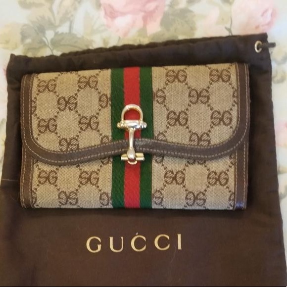 Gucci Handbags - Vintage Gucci wallet